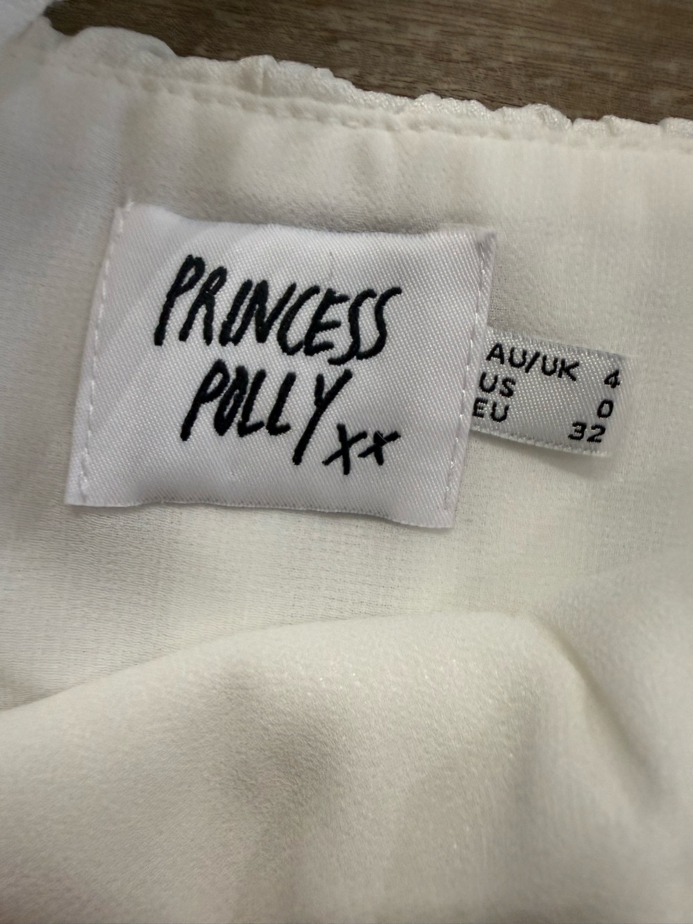 Princess Polly White Puff-Sleeve Square Neck Crop Top - Picture 3 of 4